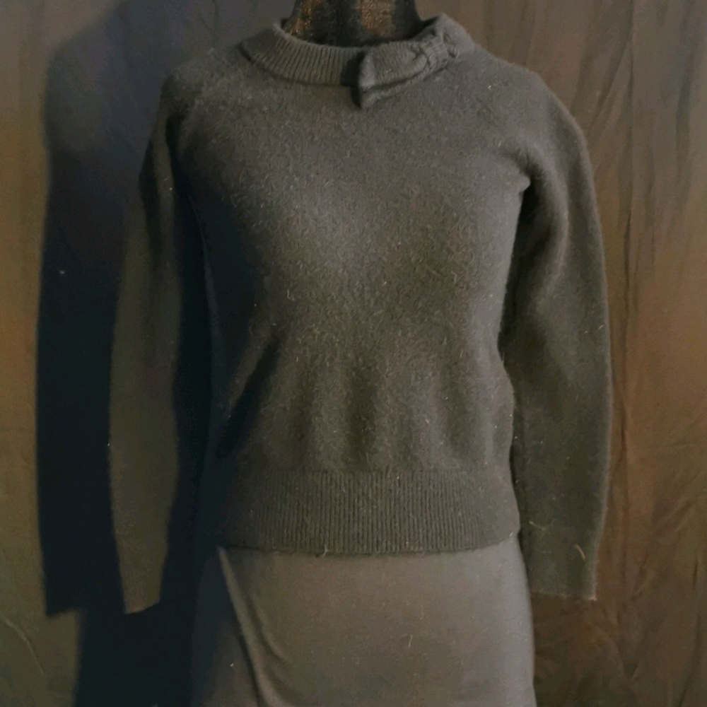 Kate Spade 100% wool sweater